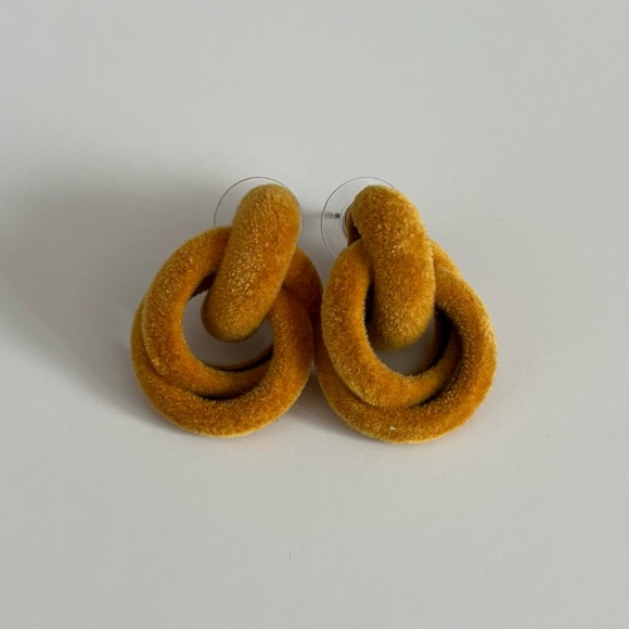 💕Earring bundle!!💕 - Picture 2 of 11